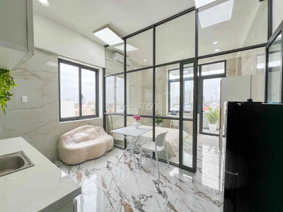 Căn hộ dịch vụ cao cấp 1 phòng ngủ Quận 7