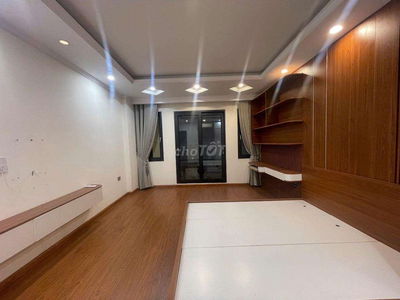Siêu phẩm, Hoàng Hoa Thám, Sh quay đầu, xây mới, 42m2*6T,thang máy