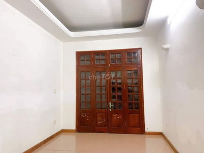 Khép kin , giá 1,9tr , 25m², đông thiên
