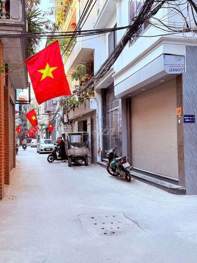 BÁN NHÀ QUANG LÃM P LÃM HĐ DÂN XÂY LÔ GÓC OTO XÁT NHÀ DT36M X 5.35 TỶ