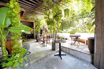 [QUẬN 10] - NHÀ PHỐ SÂN VƯỜN MINI SIÊU XINH KHU TRUNG TÂM !!! - 2x