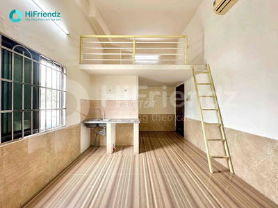 Cho thuê phòng có gác rộng 28m2 giá rẻ tại Tăng Nhơn Phú B