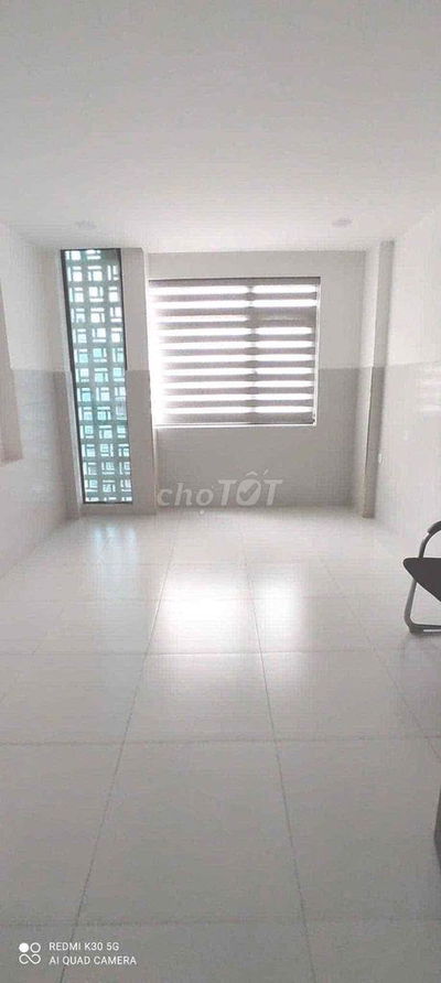 phòng trọ 25m2 đường cmt8 sát ngã tư bảy hiền