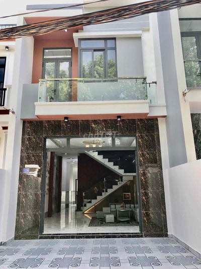 BÁN NHÀ THIẾT KẾ HIỆN ĐẠI