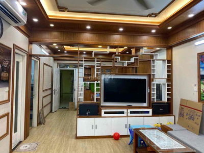 Cho hộ gia đình, người đi làm thuê căn hộ 2 ngủ, 1 khách, full nội tha