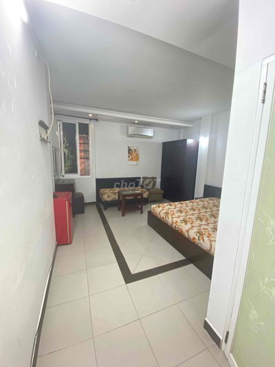 Phòng như hình,mới,đủ tiện nghi,giờ tự do,wc riêng,ưu tiên ở lâu dài