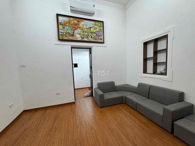 Bán nhà quận phố Phùng hưng quận Hoàn kiếm 55m