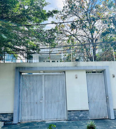NHÀ ĐƯỜNG HOÀNG DIỆU 10X30M TRỆT 2 LẦU CHO THUÊ