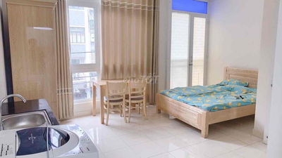 Căn Hộ Dịch Vụ mới đẹp Q10 có thang máy, gần vòng xoay lý thái tổ