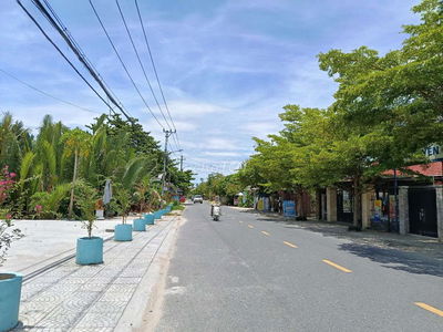 BÁN ĐẤT KIỆT TRẦN NHÂN TÔNG, CẨM THANH - HỘI AN