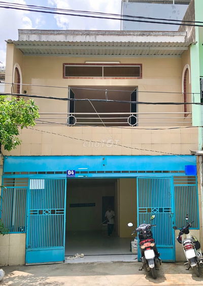 NHÀ NGUYÊN CĂN MẶT TIỀN ĐƯỜNG KHU DÂN CƯ
