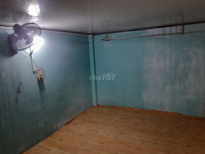 Phòng trọ nhỏ đường Hồ Thị Kỷ, Q.10