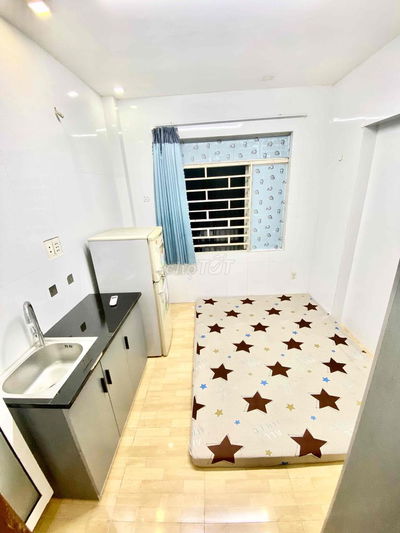Phòng ngay Cầu Chữ Y - cách đh sg 10’