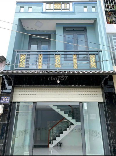 Chủ Nhà Cần Bán Gấp Căn Nhà Dọn Vào Ở Liền Được Luôn - Giá Bán 2tỷ2