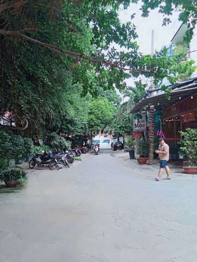 Sang nhượng 2 Nền Đất liền kề phân Lô Dự Án. C.Ty Phát triển Nhà Q.BT.