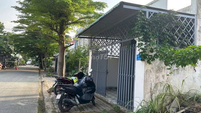 CẦN BÁN NHÀ Ở
