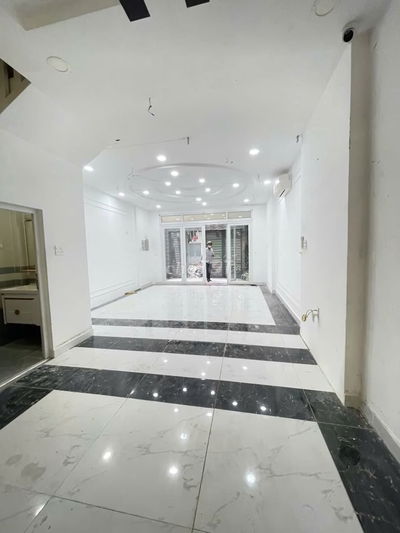 CHO THUÊ NHÀ 5X18M - 4 TẦNG MẶT TIỀN ĐƯỜNG SỐ TÂN QUY - QUẬN 7