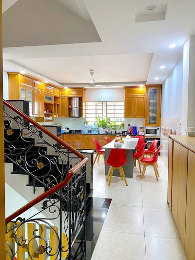 Nhà TRần Thị Nghỉ Giá siêu tốt cho AC thuê làm cty, spa, trung tâm ạ