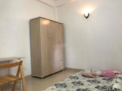 Homestay Lịch Sự tại phố ẩm thực Phan Xích Long