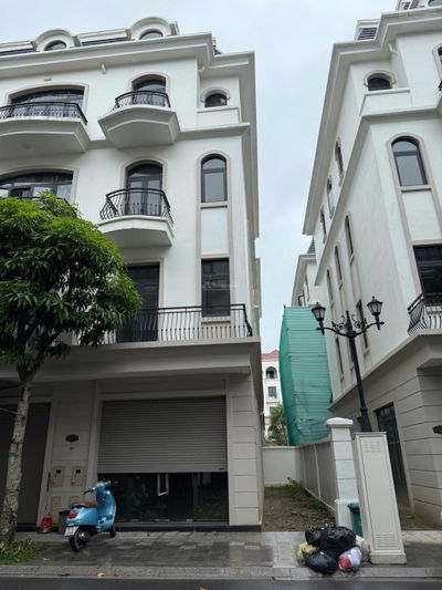 Bán gấp căn xẻ khe Sao Biển sát chung cư Masteri cực đẹp giá đầu tư. Giá 13,x tỷ diện tích 98m2