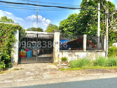 BÁN ĐẤT CÓ NHÀ CẤP 4 MẶT TIỀN 12M TÂN THÔNG HỘI CỦ CHI 400M2 570TR SHR
