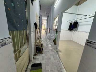 Nhà MT đang cho thuê full 6 phòng , mua về có sẵn thu nhập, 78m2