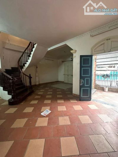 Doãn Kế Thiện, DT 65M2x4T, MT 7 M, giá 24.6 tỷ  KINH DOANH - LÔ GÓC - NGÕ Ô TÔ TẢI TRÁNH