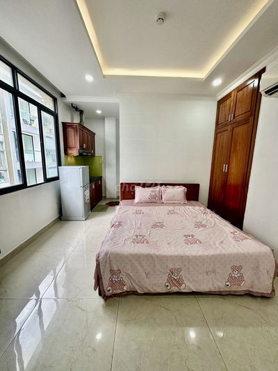 Cho thuê căn hộ cửa sổ lớn thang máy tận phòng gần nhà thi đấu phú thọ