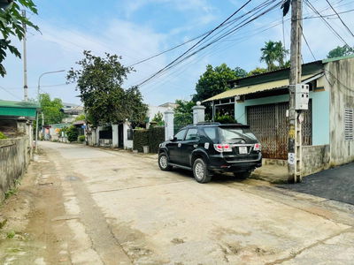 Bán gấp 100m2 ở Cổ Đông cách QL21 200m, cạnh đường 24m