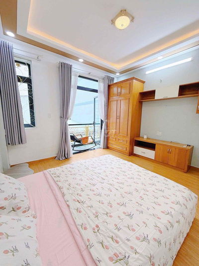 Còn 1 phòng còn trống, mình tìm các bạn nữ đồng hành
