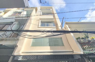 Nhà Mới 5 Tầng – Sạch Đẹp, sát Quận 1 – Gần mặt tiền vẫn an yên