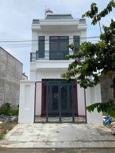BÁN NHÀ 1 TRỆT 1 LẦU