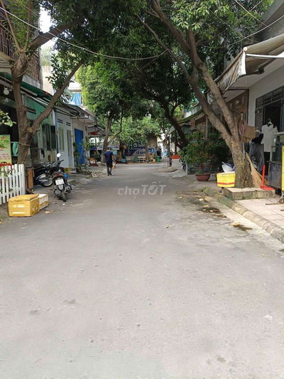 NHỈNH 2 TỶ-NHÀ MT ĐƯỜNG 8M CÓ LỀ-KHÔNG LG-3 TẦNG HC-20m2-KHU GÒ XOÀI