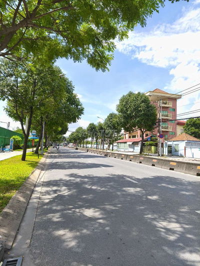 Đất ngang 5 vị trí đẹp,100m2,đường 5m thông,Lê Thị riêng nhỉnh 4 tỷ