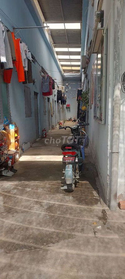 Chủ kẹt tiền bán gấp nhà diện tích khủng 170m,gần ngã tư Lê Văn Thịnh