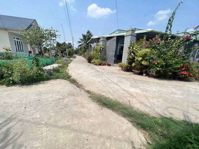 Chủ kêu bán 819m2 thổ giá 1.25 tỷ