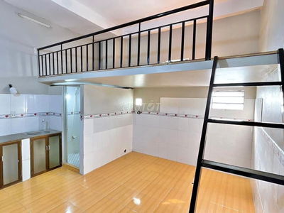 Phòng Trọ Có Gác Gía Rẻ ngay Nguyễn Quang Bích P13 Tân Bình