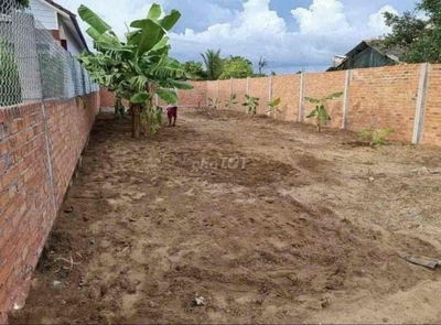 GIA ĐÌNH CHÍNH CHỦ BỂ NỢ CẦN BÁN LỖ GẤP LÔ ĐẤT