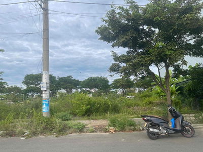 đất đường phạm đình bân đối lưng Võ Chí Công gần cầu Khuê Đông