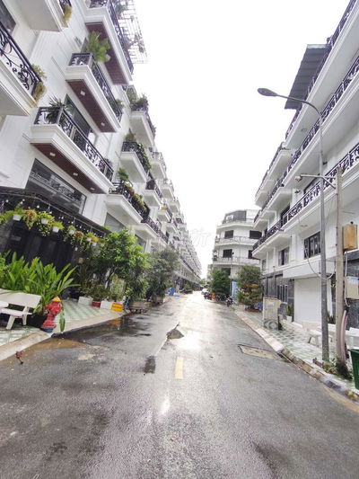 NHÀ KHU VIP ,5 TẦNG, 52M2, 6PN KHU VIP ,THẠNH XUÂN,Q12 CHỈ NHỈNH 6 TỶ
