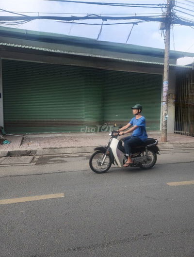 Cho thuê nhà Lê Văn Khương Q12 Dt 11x18m trống suốt khu đông dân cư