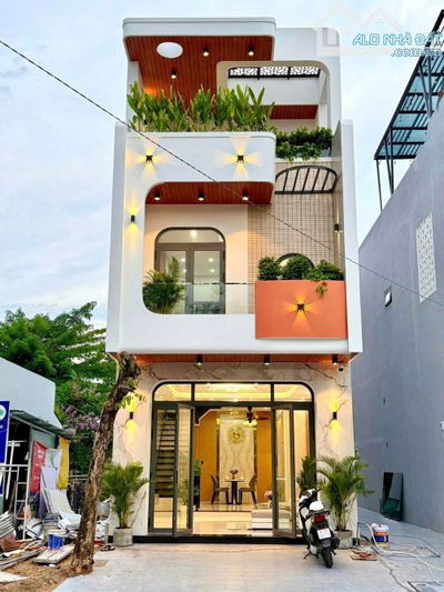 2,85 TỈ, NHÀ MỚI 100%,NHÀ RỘNG 4X30M 1TRỆT 2LẦU, ĐƯỜNG RỘNG 7m SỔ HỒNG RIÊNG,THỦ DẦU MỘT