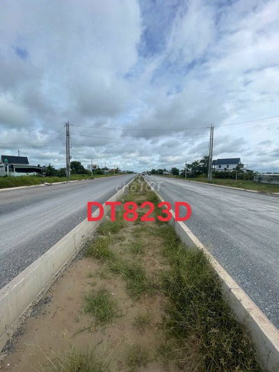 cần bán lô đất 1 sẹt  823d  CHỈ 950 TRIỆU