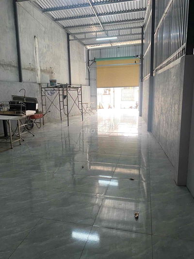 CHO THUE KHO XE TẢI 3 TẤN 4,5x22 NỞ HẬU 8M TNPB Q9