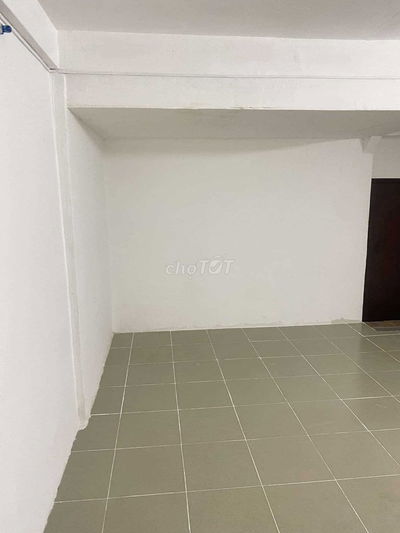 Phòng 20m2 đường 3t2 Q10, đối diện BV Nhi