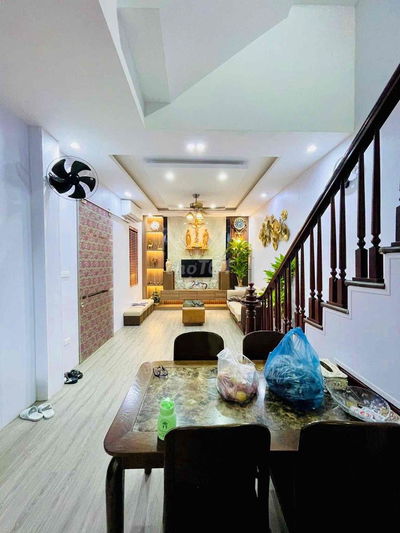 Bán Gấp! Hào Nam, ngõ thông, gần phố, khu vực hiếm nhà bán, nhà đẹp