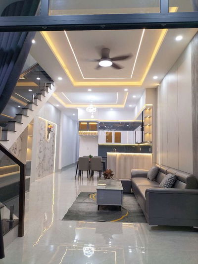 Nhà trệt lầu Phú Hòa full nội thất.gần bên đại học TDM.sân để 2 ôtô