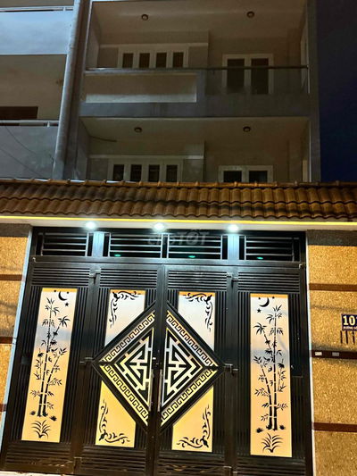 Nhà mặt tiền 6m đường lớn kinh doanh