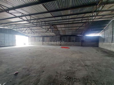 Cho thuê nhà  xưởng 1300m2 tại phường Thạnh Xuân