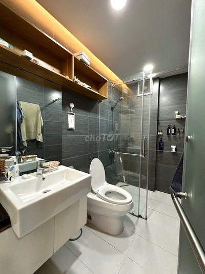 Bán nhà Q1,Hai bà Trưng, full nội thất,sổ hồng riêng, 22tỉ100tr
